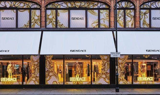 Pardgroup | Vetrina Fendace Harrods_retail design_Pardgroup