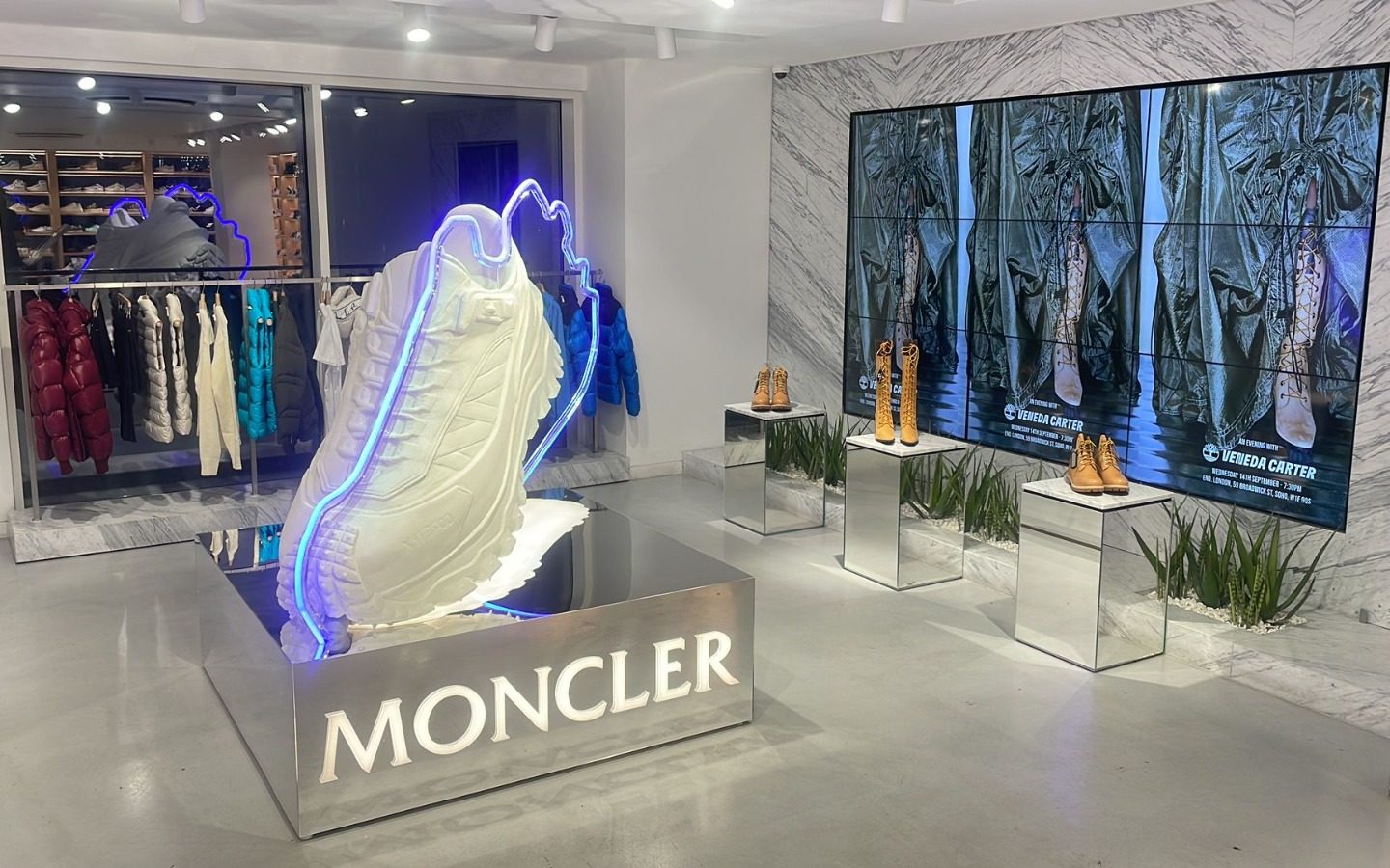 Moncler END Footwear Activation retail design_Pardgroup
