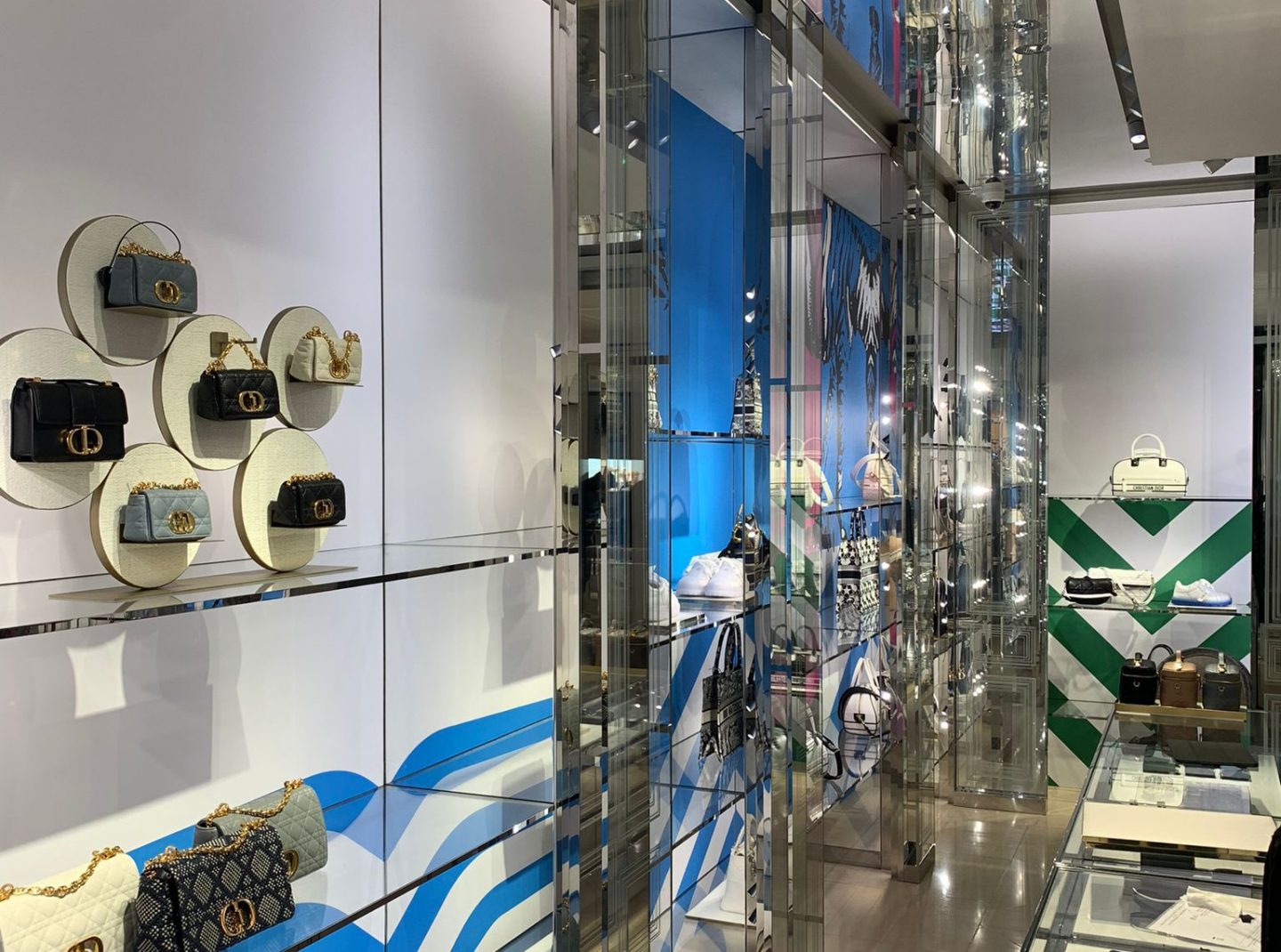 Dior allestimento vetrine retail design_Pardgroup
