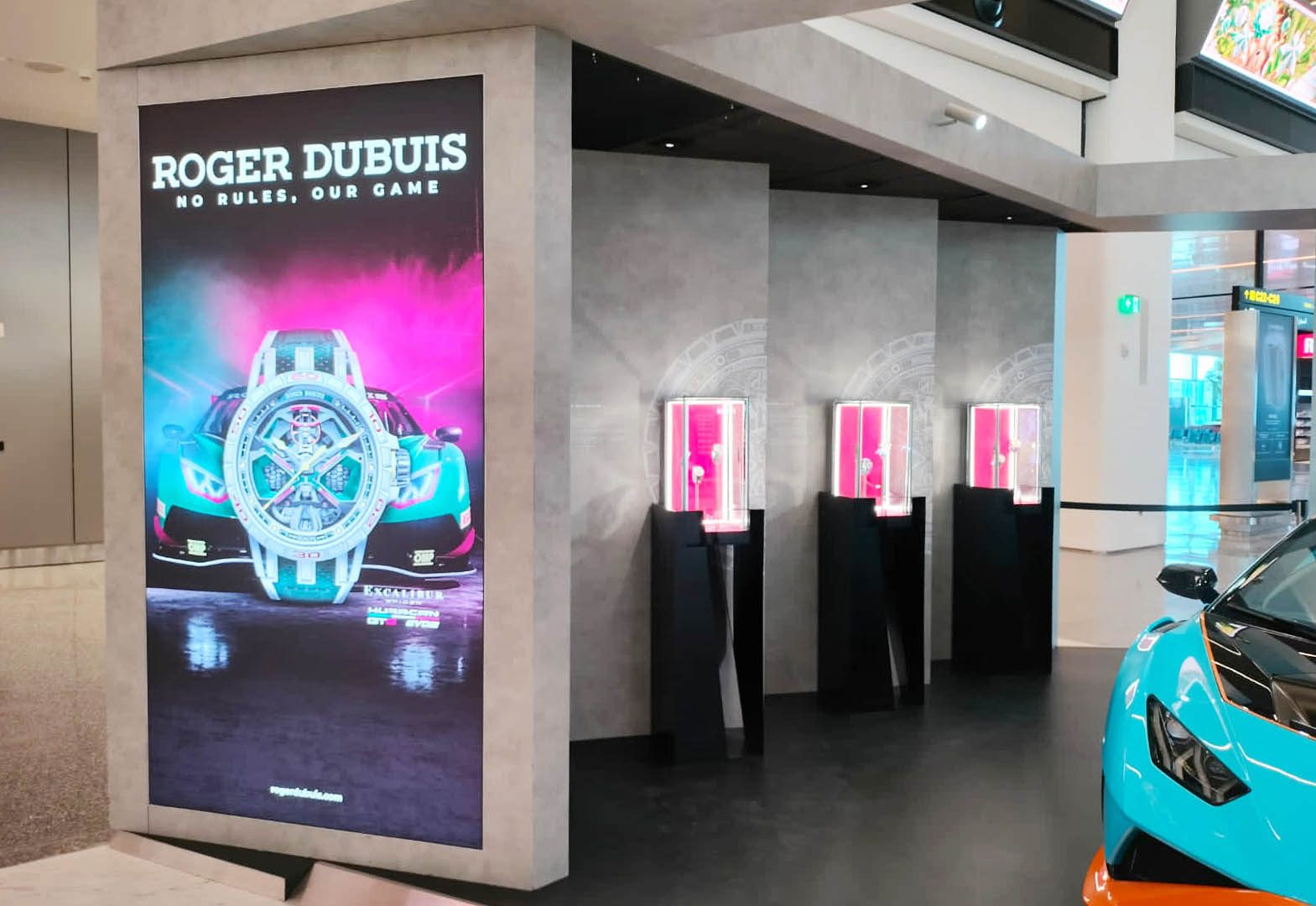 Roger Dubuis e Lamborghini Pop Up, Aeroporto internazionale di Doha, Qatar