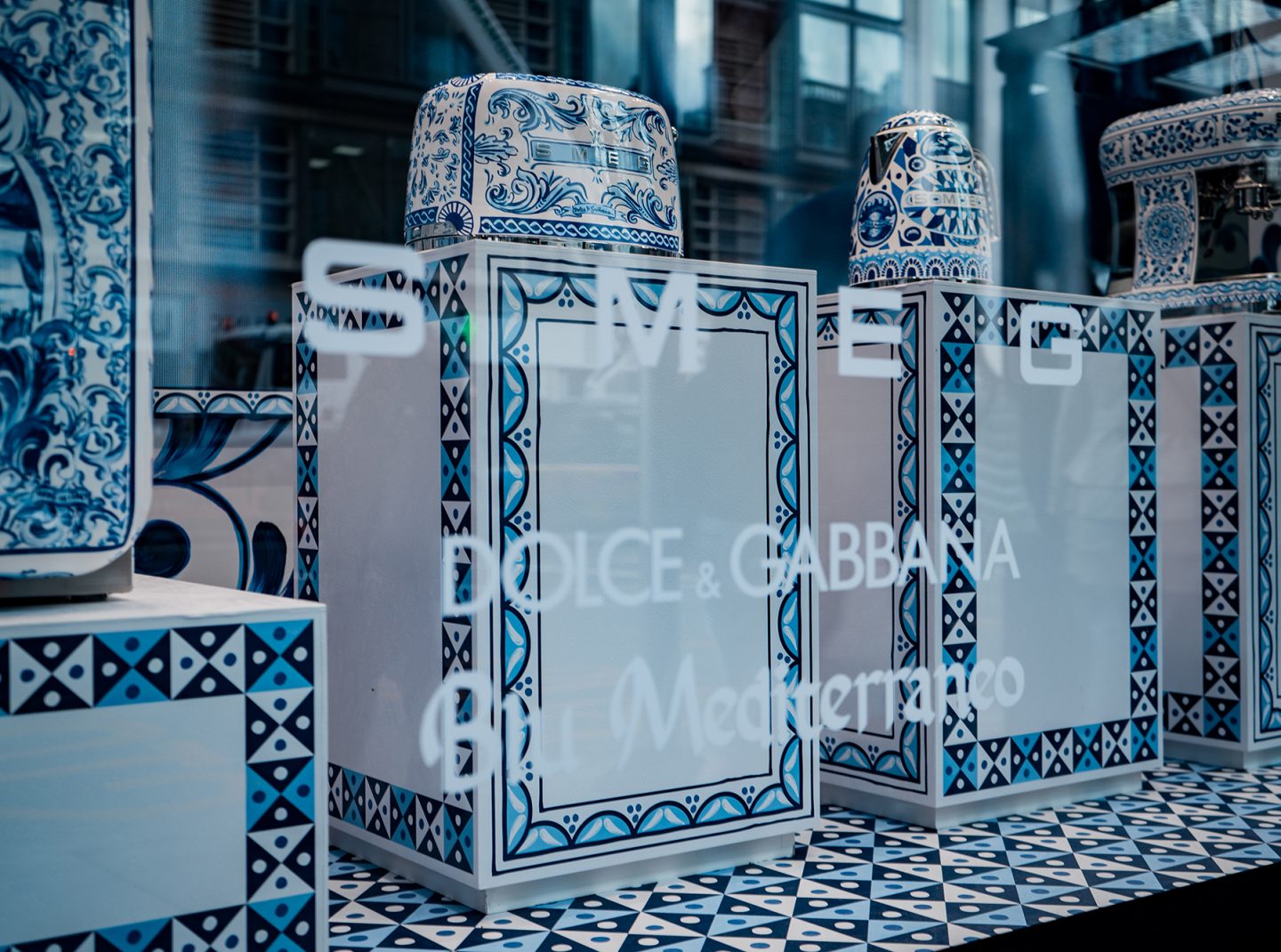 Smeg x Dolce e Gabbana, Harrods - Pardgroup