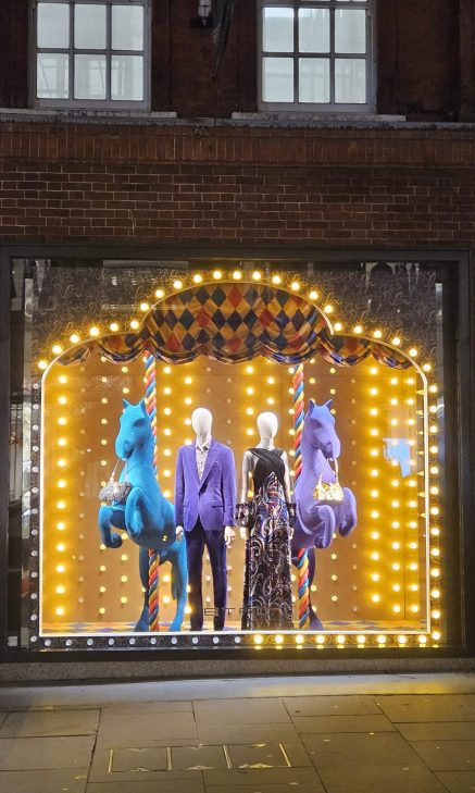 Pardgroup | 2025.11_Etro-Holiday-25-2-1