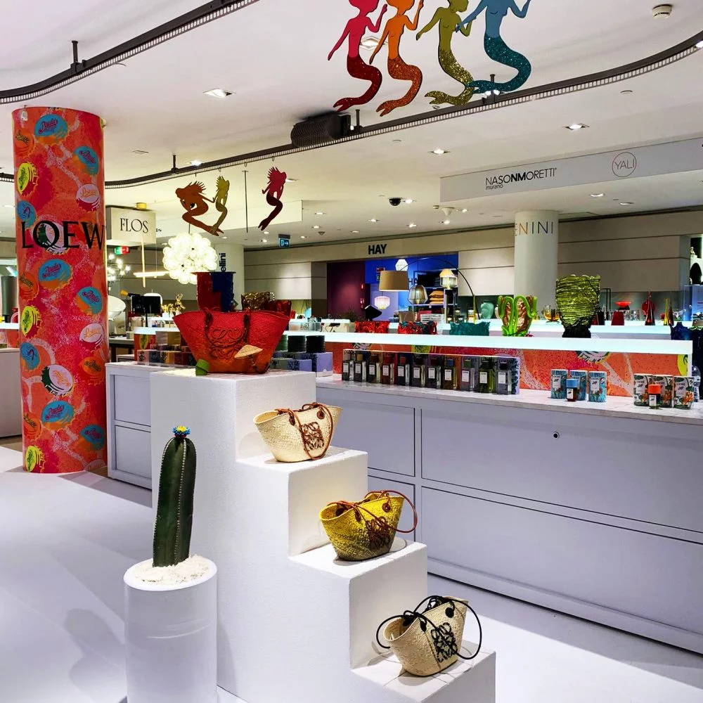LOEWE_Paula Ibiza POP UP retail design_Pardgroup