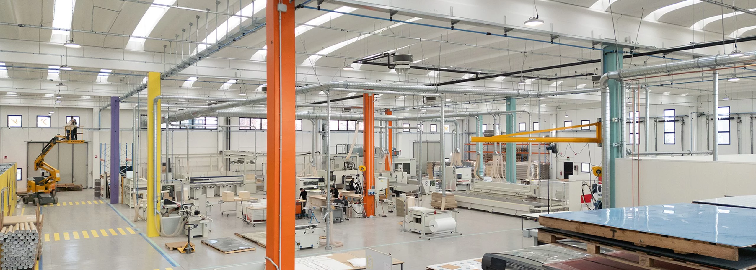 Pardgroup | business-opening-yellow-factory