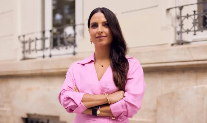 Francesca Rapisardi x Forbes España | Una leadership di visione, passione e risultati.